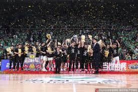 尤文更衣室内乱：弗拉霍维奇与阿莱格里争吵